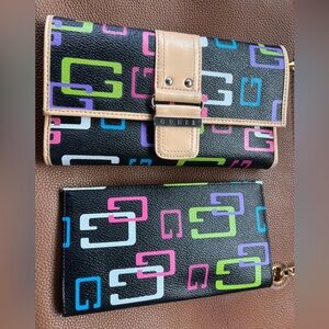 VINTAGE GUESS Multicolor G Logo Checkbook Wallet